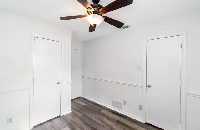 1905 Lansdown Court, Carrollton, TX 75010