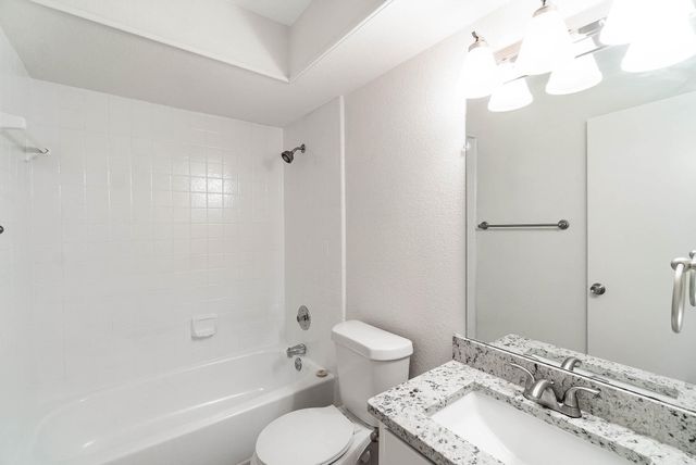 1905 Lansdown Court, Carrollton, TX 75010