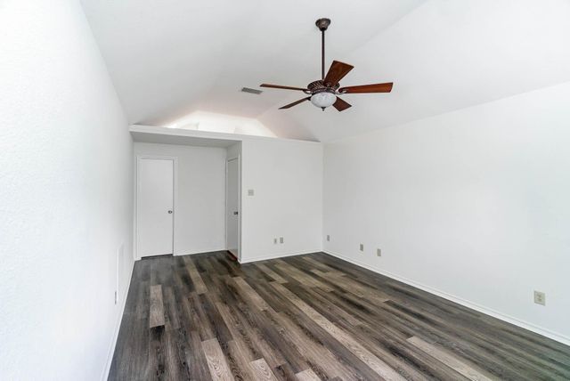 1905 Lansdown Court, Carrollton, TX 75010