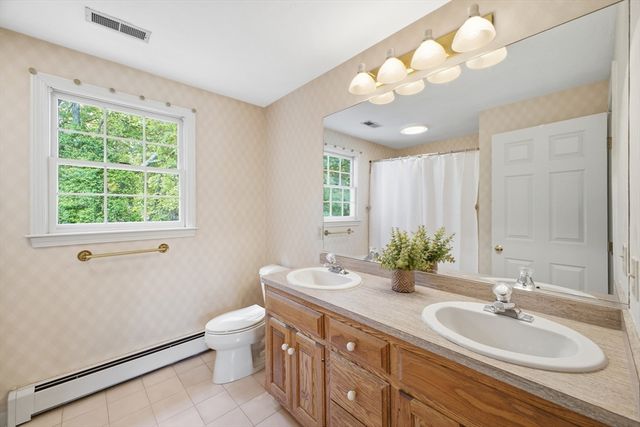 28 Ridge, Norfolk, MA 02056