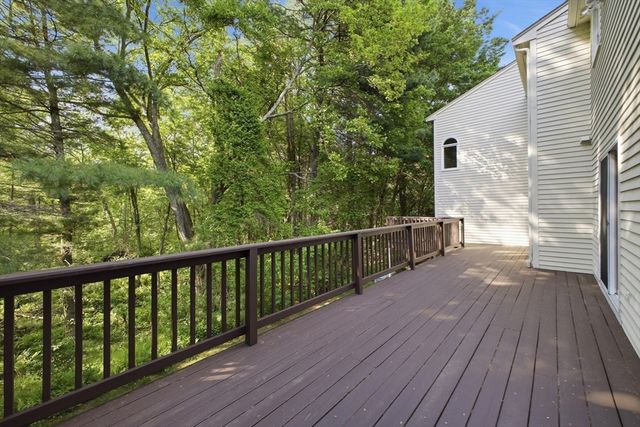 28 Ridge, Norfolk, MA 02056
