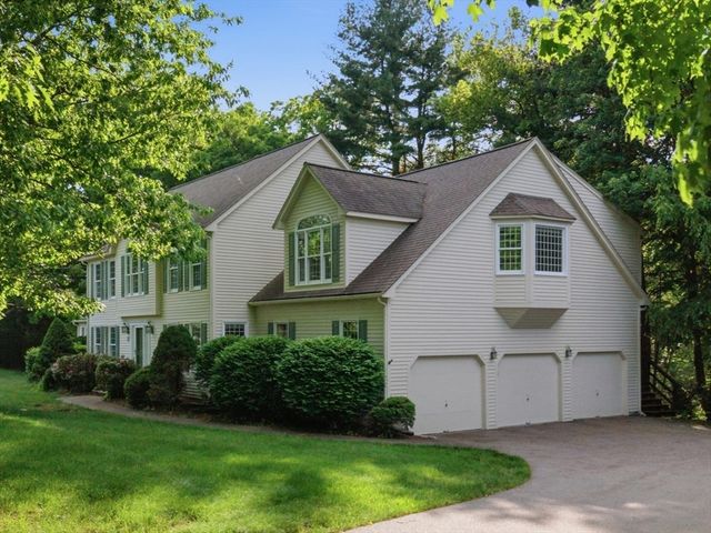 28 Ridge, Norfolk, MA 02056