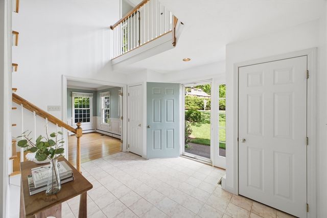 28 Ridge, Norfolk, MA 02056
