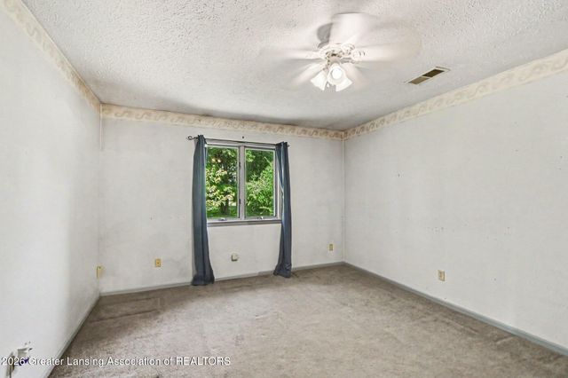 12092 Rupp Road, Grand Ledge, MI 48837
