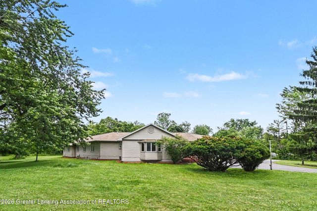 12092 Rupp Road, Grand Ledge, MI 48837