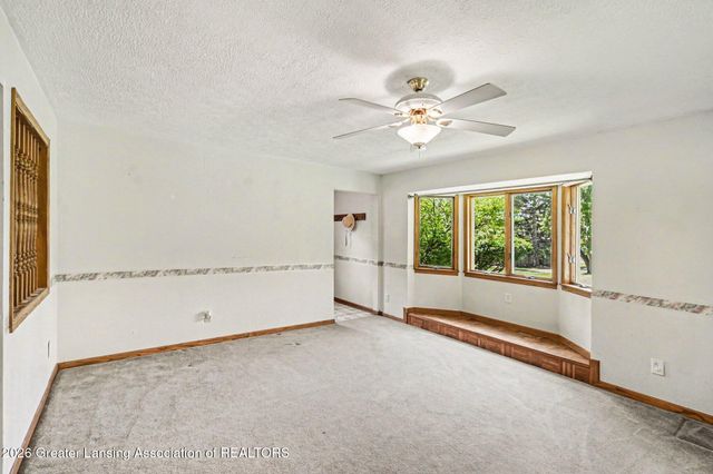 12092 Rupp Road, Grand Ledge, MI 48837