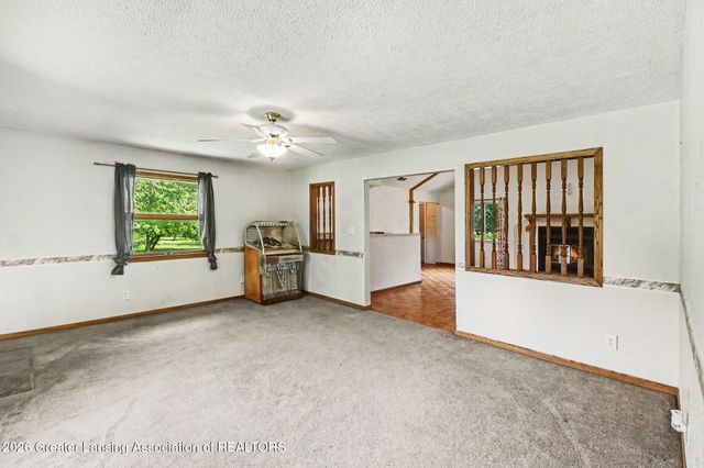 12092 Rupp Road, Grand Ledge, MI 48837
