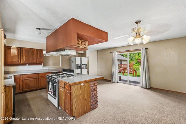 12092 Rupp Road, Grand Ledge, MI 48837