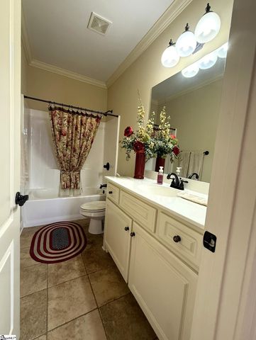 6 Hidden Springs Lane, Taylors, SC 29687