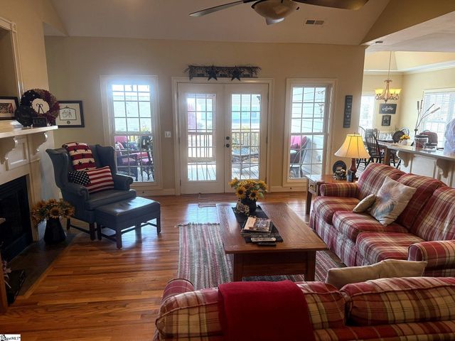 6 Hidden Springs Lane, Taylors, SC 29687