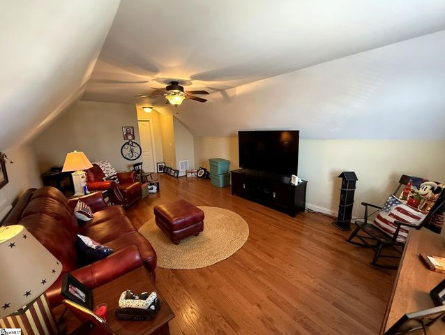 6 Hidden Springs Lane, Taylors, SC 29687