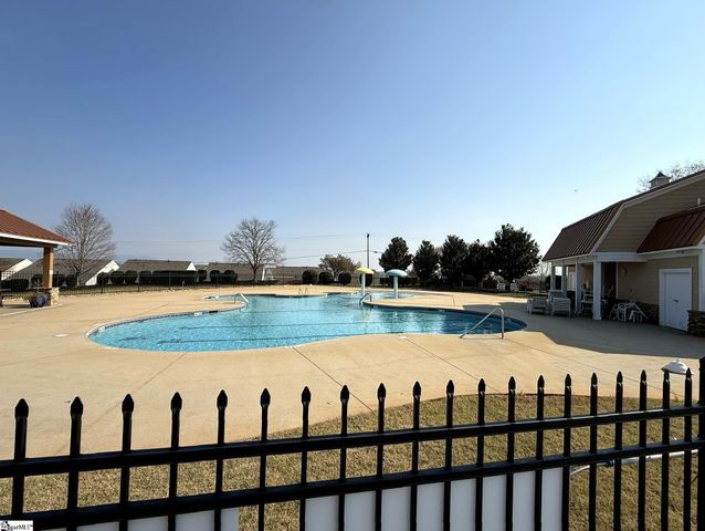 6 Hidden Springs Lane, Taylors, SC 29687