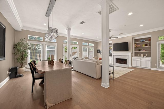 5335 Fairdale Lane, Houston, TX 77056