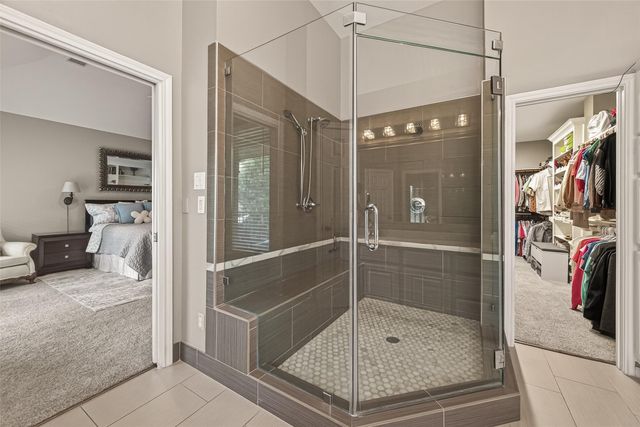 5335 Fairdale Lane, Houston, TX 77056