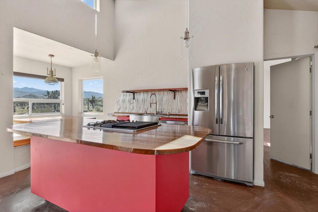 53105 Chia Trail, Pioneertown, CA 92268