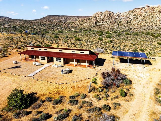 53105 Chia Trail, Pioneertown, CA 92268