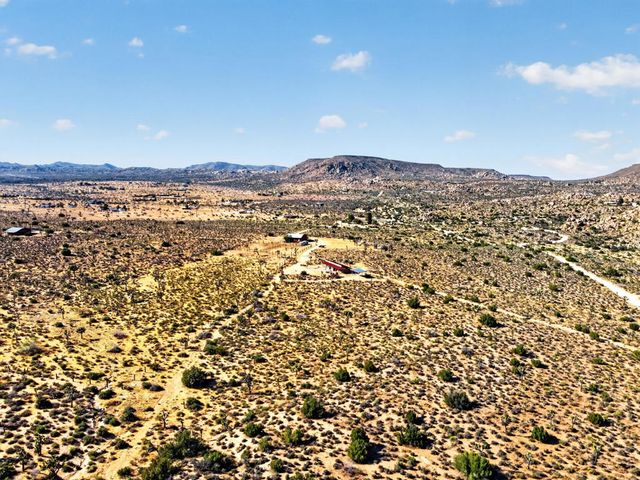53105 Chia Trail, Pioneertown, CA 92268