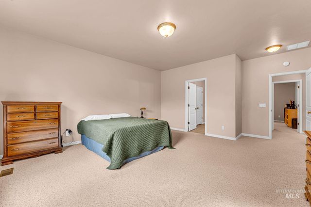 2002 Park View Dr, Twin Falls, ID 83301