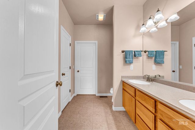 2002 Park View Dr, Twin Falls, ID 83301