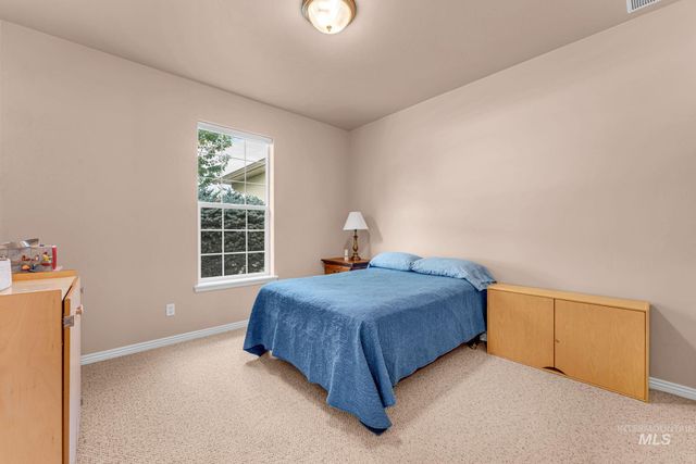 2002 Park View Dr, Twin Falls, ID 83301