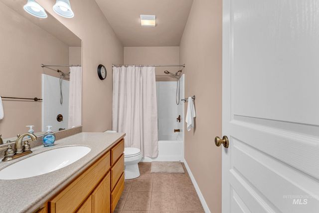 2002 Park View Dr, Twin Falls, ID 83301