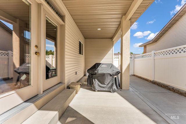 2002 Park View Dr, Twin Falls, ID 83301