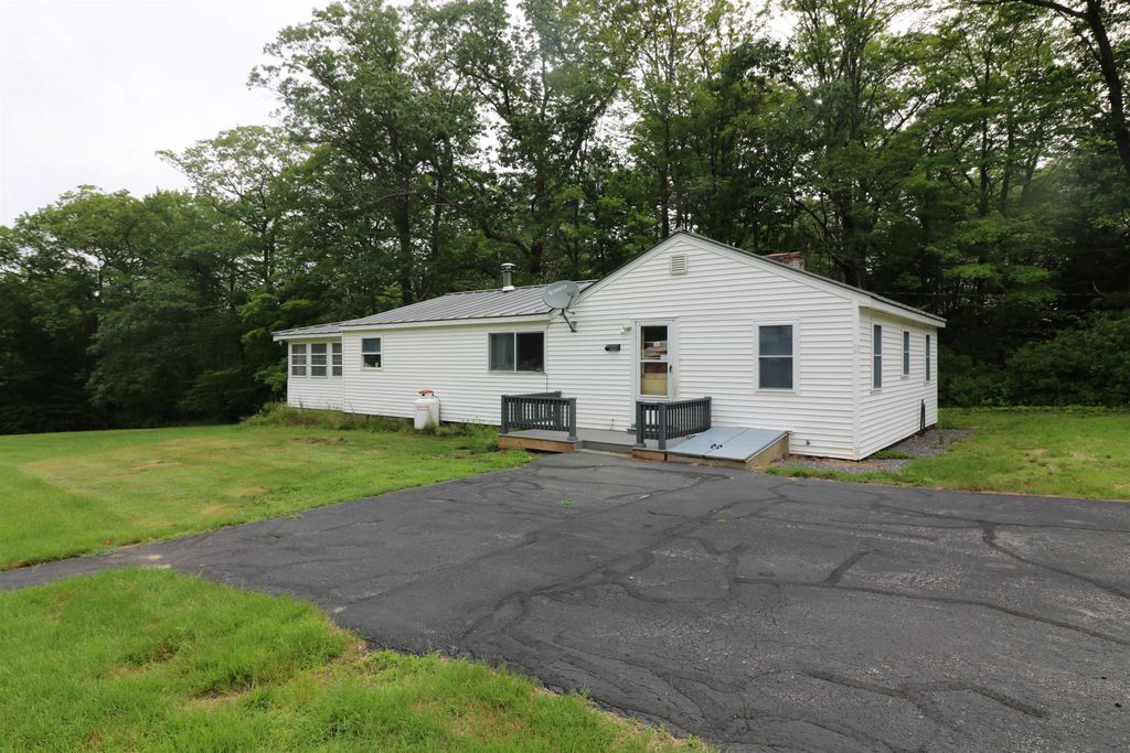 64 Old Ashburnham Road, Rindge, NH 03461