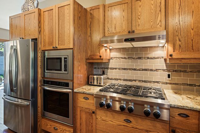 2322 NW High Lakes Loop, Bend, OR 97703