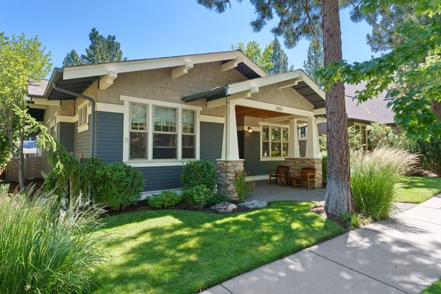 2322 NW High Lakes Loop, Bend, OR 97703