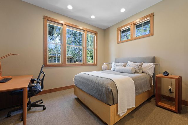 2322 NW High Lakes Loop, Bend, OR 97703