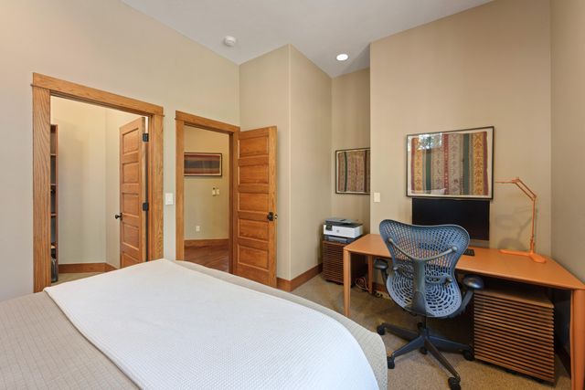 2322 NW High Lakes Loop, Bend, OR 97703