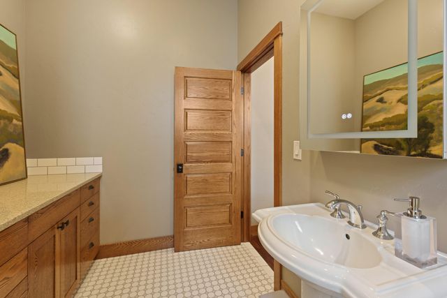 2322 NW High Lakes Loop, Bend, OR 97703