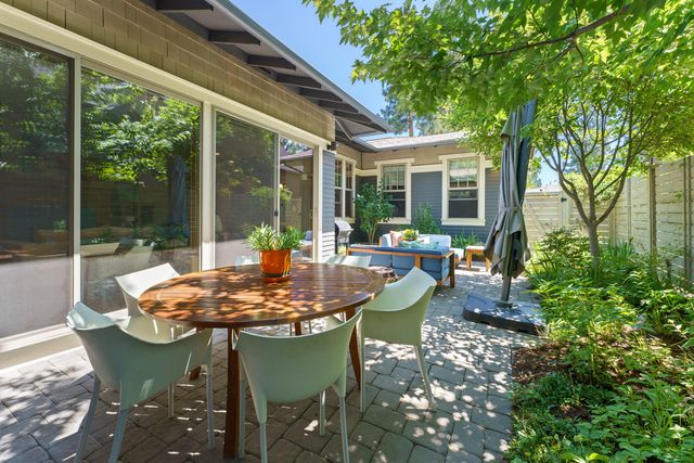 2322 NW High Lakes Loop, Bend, OR 97703