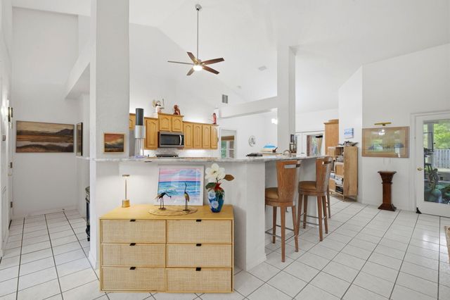 2584 Holley Way, Navarre, FL 32566