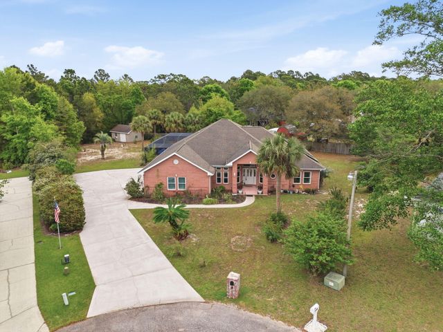 2584 Holley Way, Navarre, FL 32566