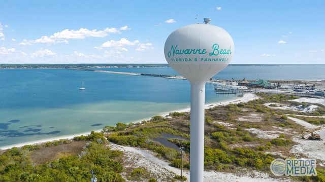 2584 Holley Way, Navarre, FL 32566