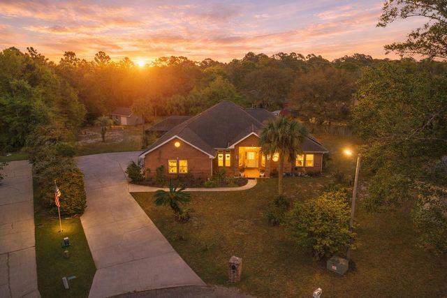2584 Holley Way, Navarre, FL 32566