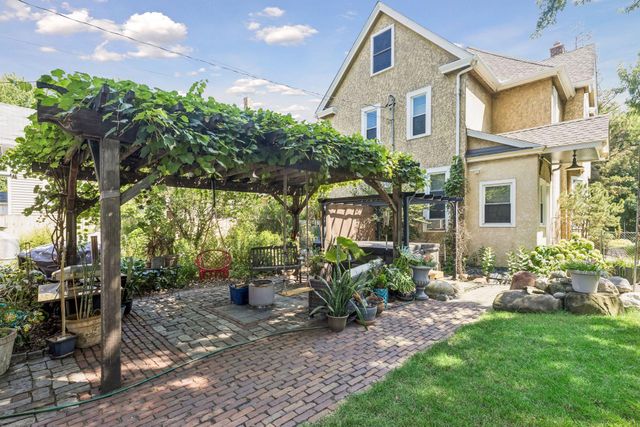 1506 Washington Street NE, Minneapolis, MN 55413