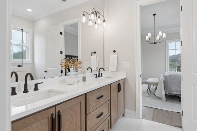 2115 Hollydale Aly, Franklin, TN 37064