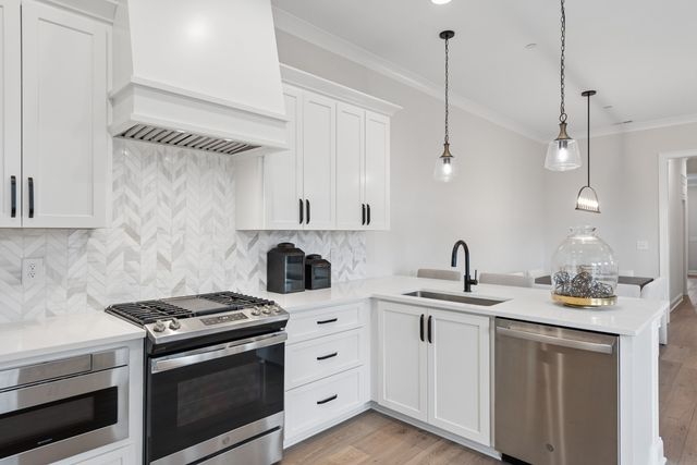 2115 Hollydale Aly, Franklin, TN 37064