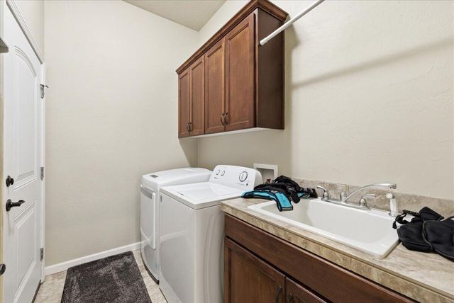 1154 Ashford Way, Medford, OR 97504