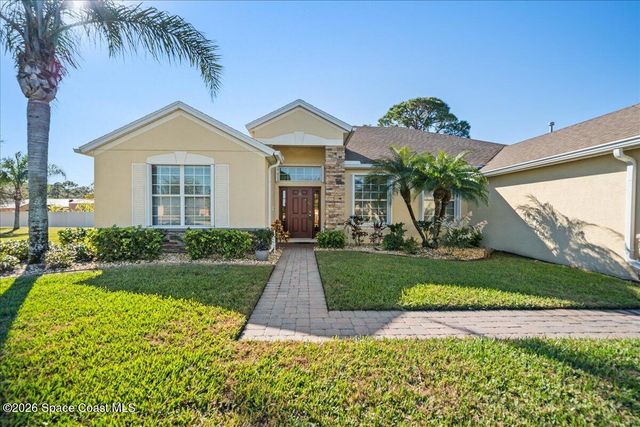 220 Grouper Circle SE, Palm Bay, FL 32909