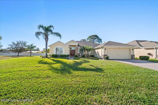 220 Grouper Circle SE, Palm Bay, FL 32909