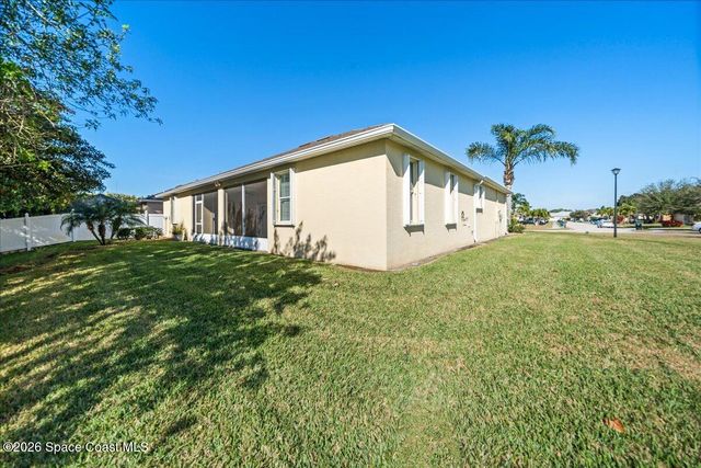 220 Grouper Circle SE, Palm Bay, FL 32909