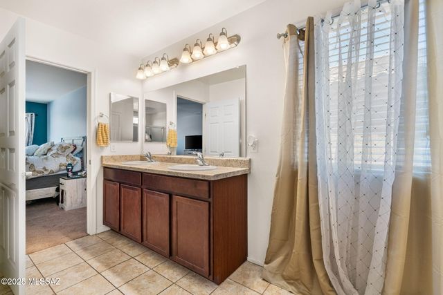 6522 E Brushback Loop, Tucson, AZ 85756