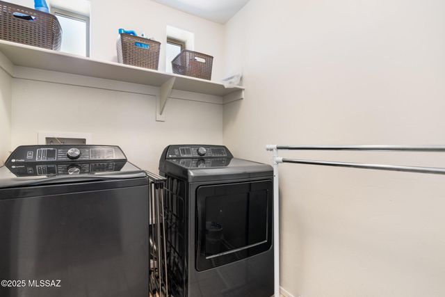 6522 E Brushback Loop, Tucson, AZ 85756