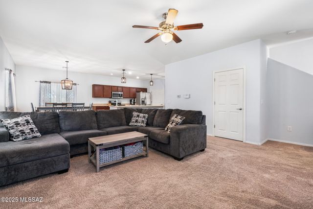 6522 E Brushback Loop, Tucson, AZ 85756