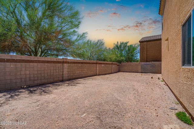6522 E Brushback Loop, Tucson, AZ 85756