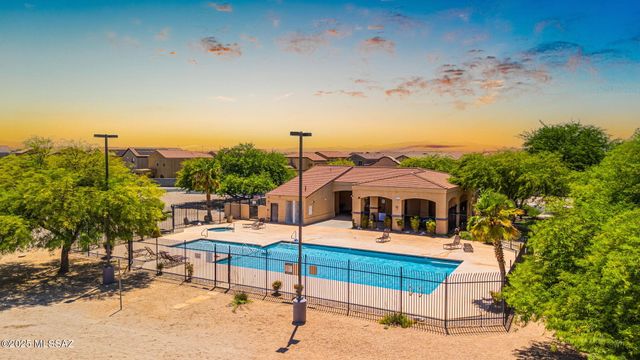 6522 E Brushback Loop, Tucson, AZ 85756
