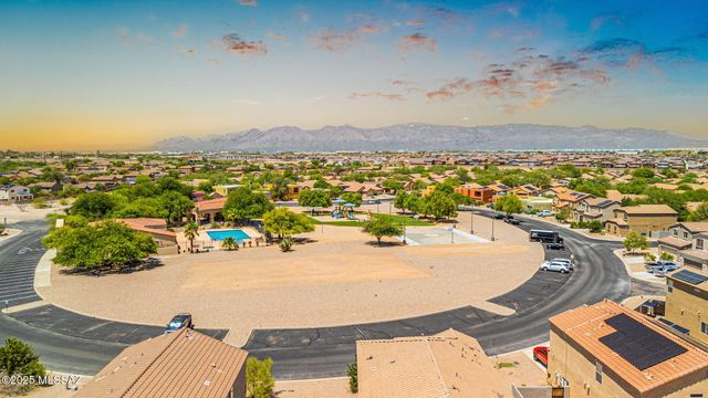 6522 E Brushback Loop, Tucson, AZ 85756